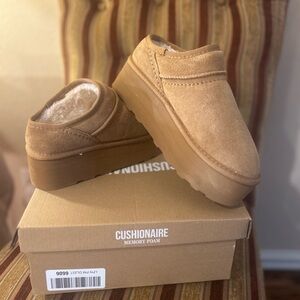 Cushionaire Women's Tan Ankle Booties